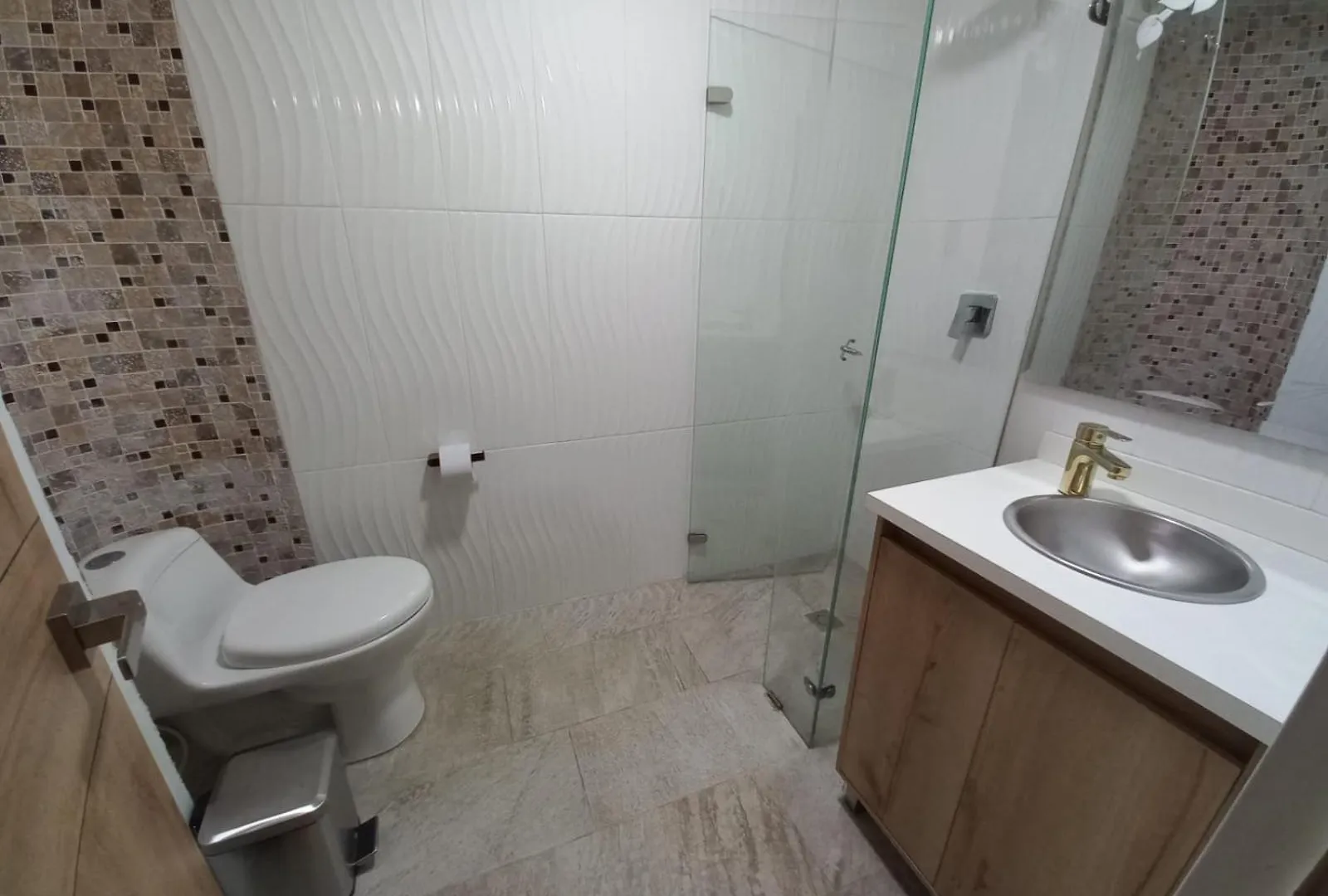 בוגוטה Aw Hotel Ariston Embassy