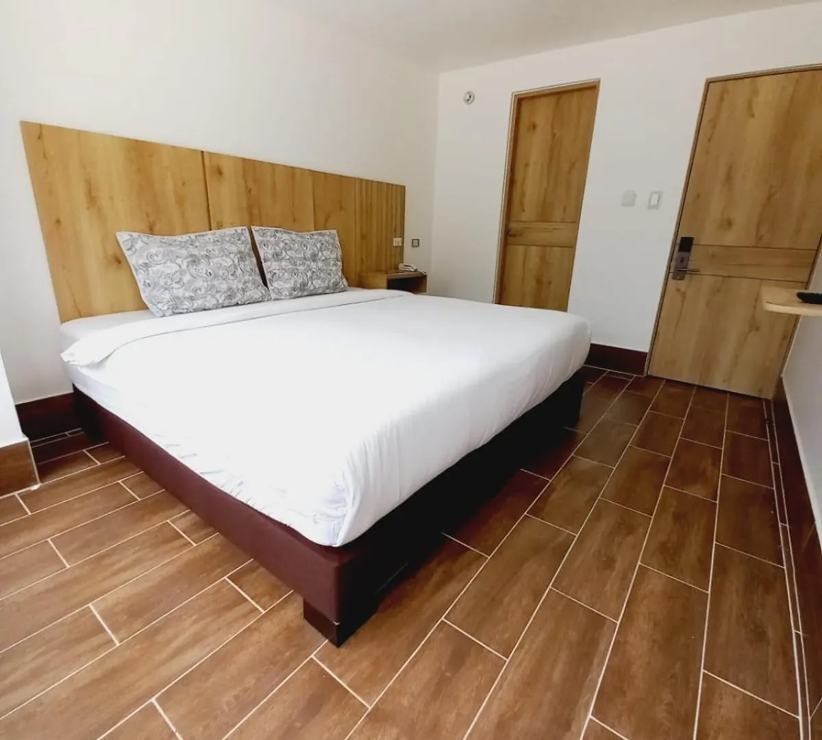 בוגוטה Aw Hotel Ariston Embassy
