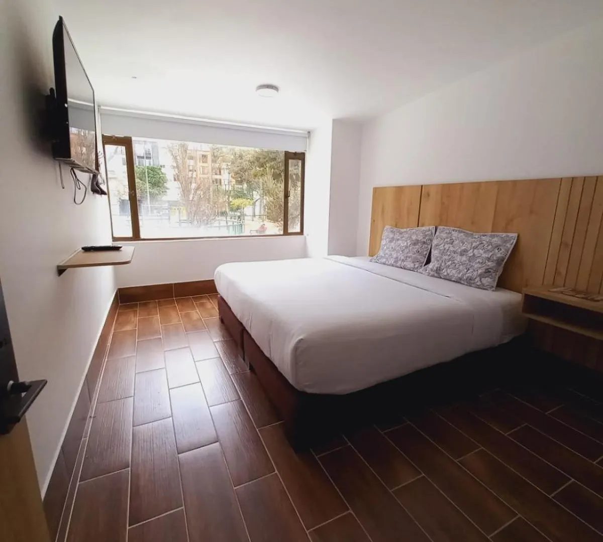 בוגוטה Aw Hotel Ariston Embassy 3*,  קולומביה